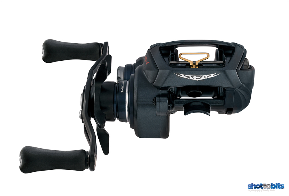 DAIWA STEEZ A TW HLC FRONT VIEW